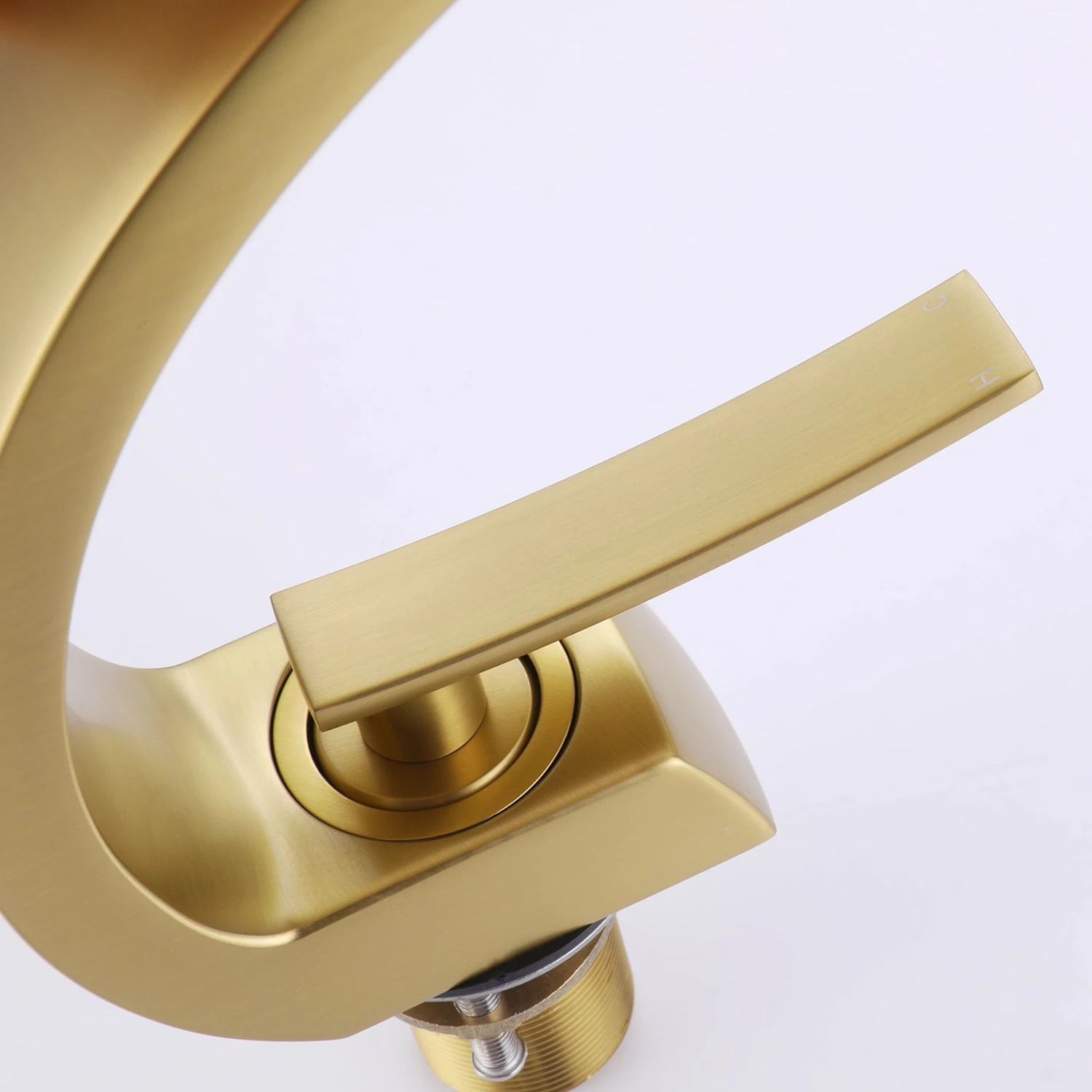 Brushed Gold Bathroom Sink Faucet With 6-inch Deck Plate RB0979 5 Brushed Gold Bathroom Sink Faucet With 6-inch Deck Plate RB0979 - Image 5